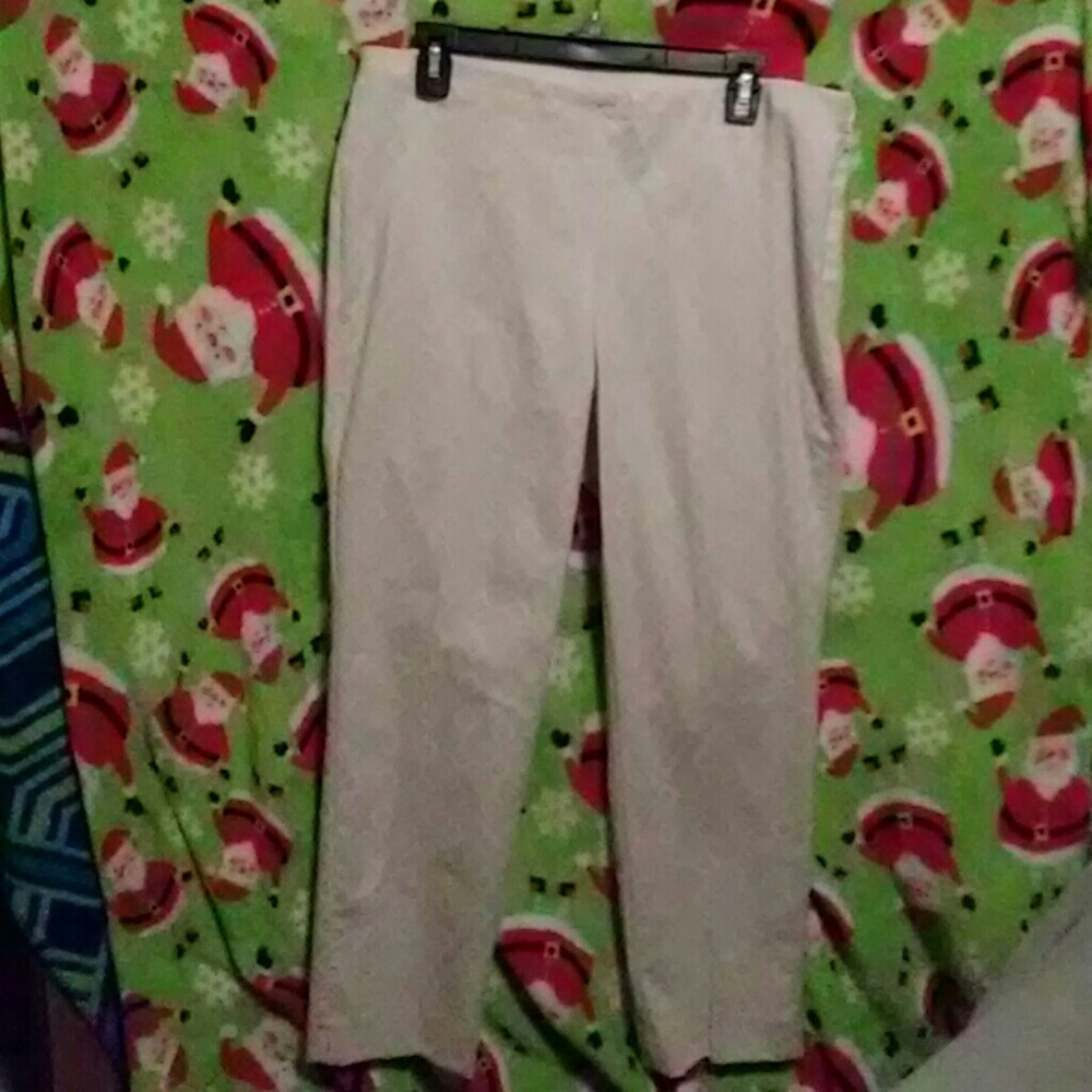 Cream diamond pattern dress pants